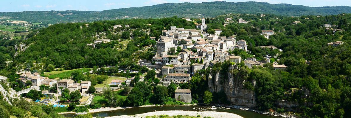 cliquez pour voir la visite virtuelle 360°