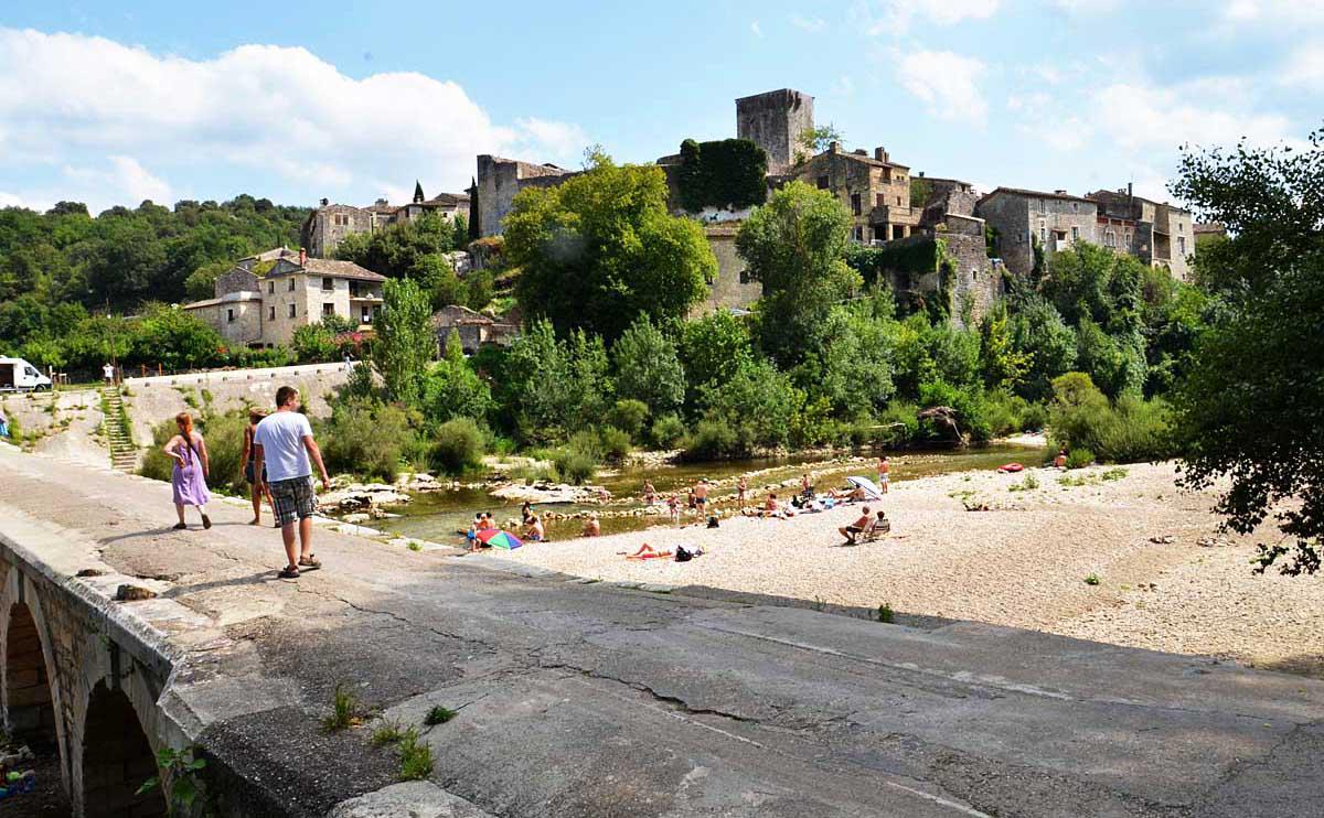 la plage au pont du Moulin